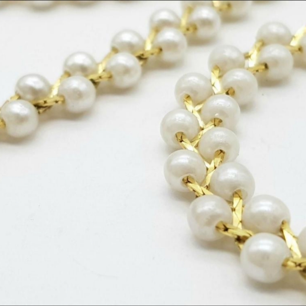 PIERRE CARDIN Gold and Pearl Necklace & Bracelet Gift Set IOB Cardin Jewelry Box - Picture 7 of 9